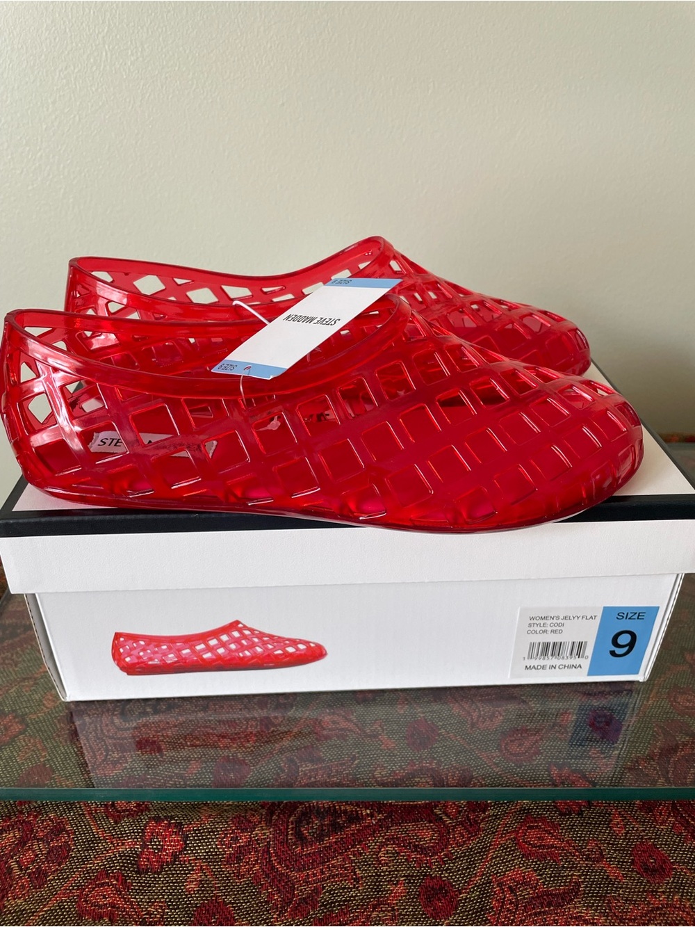 Steve Madden Red Womens Jelly Slip-On Shoes NWT